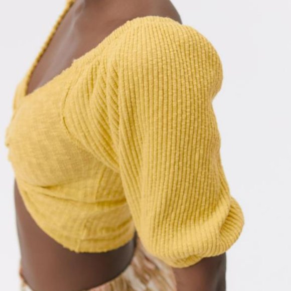 Urban Outfitters | NWT Lena Twist-Front Cropped Top - Picture 4 of 10